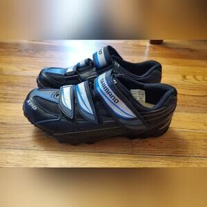 Shimano women's cycling shoes euro size 39 black blue US 7